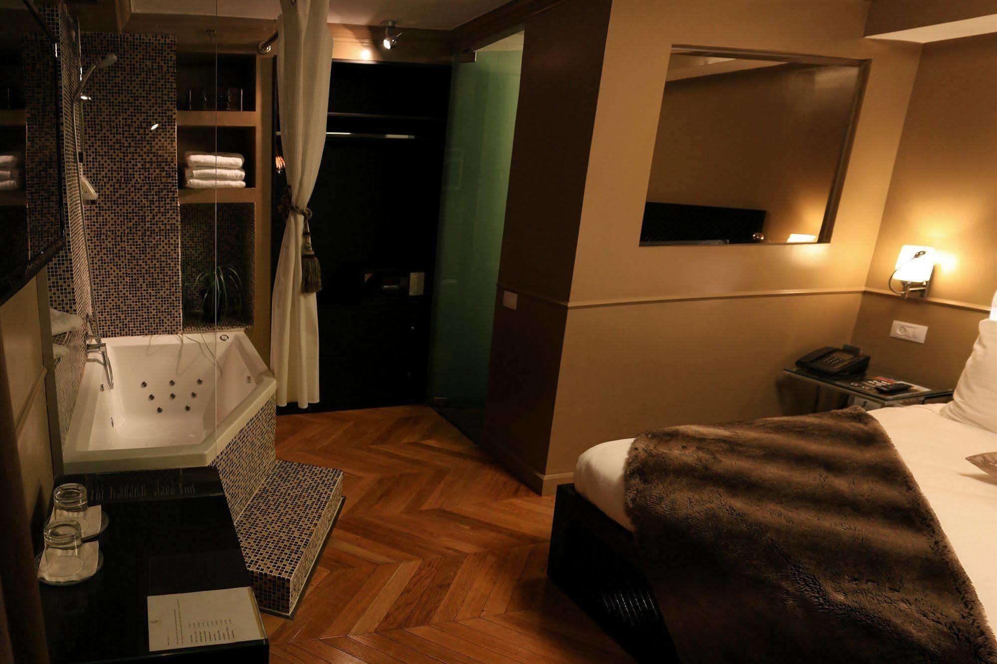 มอนเตฟิออเร 16 - เออร์เบิน บูทิก โฮเต็ล Hotel เทลอาวีฟ ภายนอก รูปภาพ